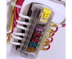 ST Blade Fuse Block, 6 Independent Circuits with Cover and Stickers